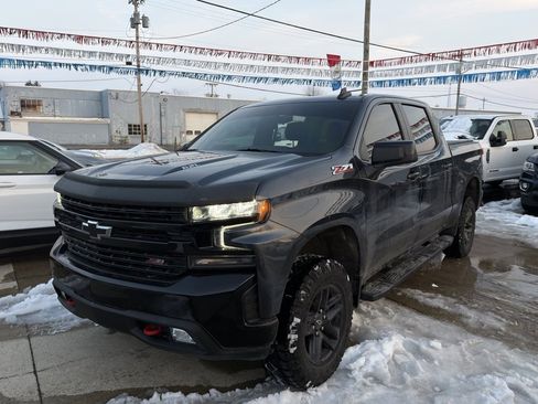 Used 2021 Chevrolet Silverado 1500 LT Trail Boss w/ Bed Protection Package image 4