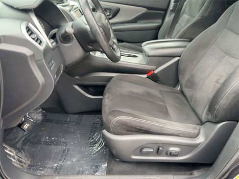 Used 2019 Nissan Murano SV image 10