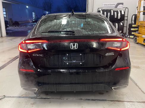 Used 2022 Honda Civic Sport Touring image 5