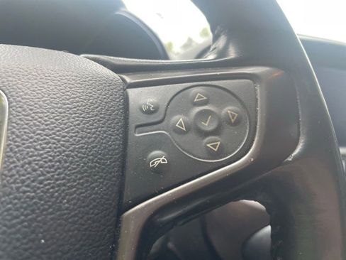 Used 2015 GMC Canyon SLE w/ All-Terrain Package AWD/4WD image 12
