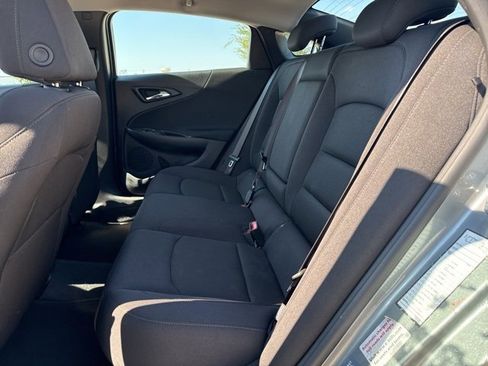 Used 2024 Chevrolet Malibu LT image 11