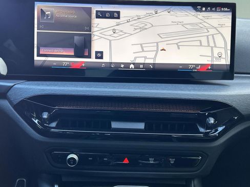 Used 2026 BMW 330i Sedan w/ M Sport Package image 21