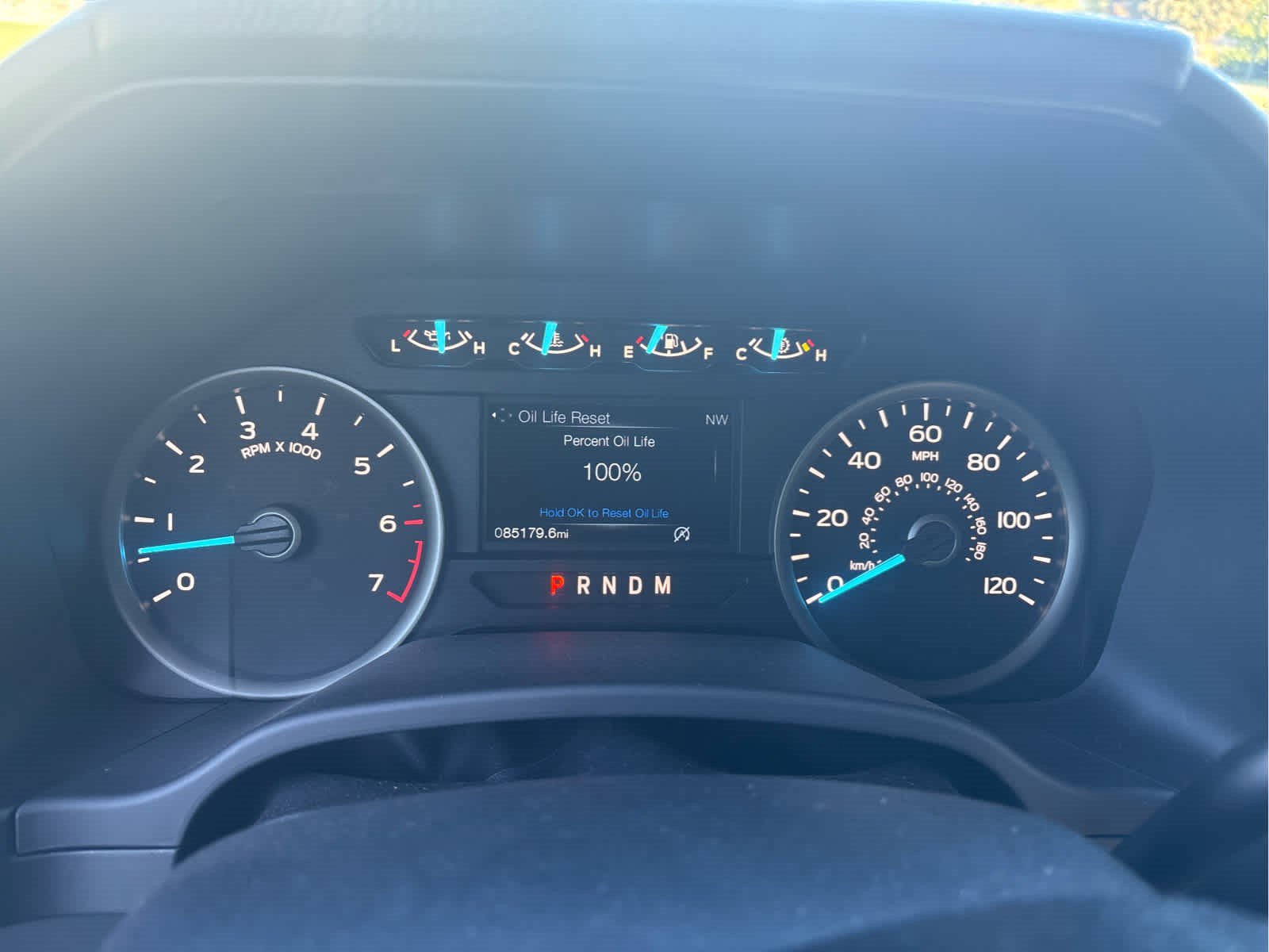 Used 2018 Ford F150 XLT w/ Equipment Group 302A Luxury AWD/4WD image 15