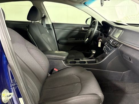 Used 2018 Kia Optima LX w/ 17" Alloy Wheels Package image 13