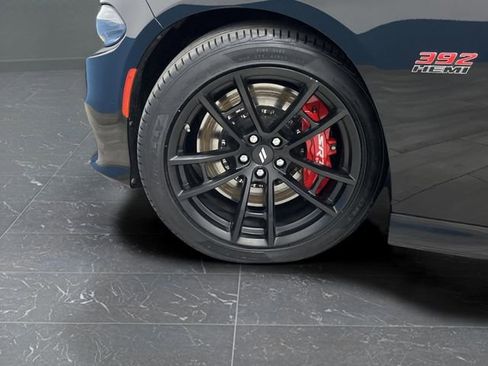 Used 2022 Dodge Charger Scat Pack w/ Dynamics Package image 33