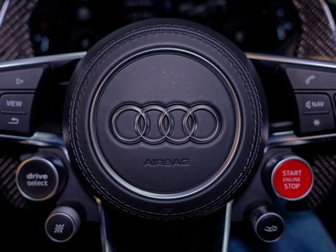 Used 2021 Audi R8 V10 performance image 34