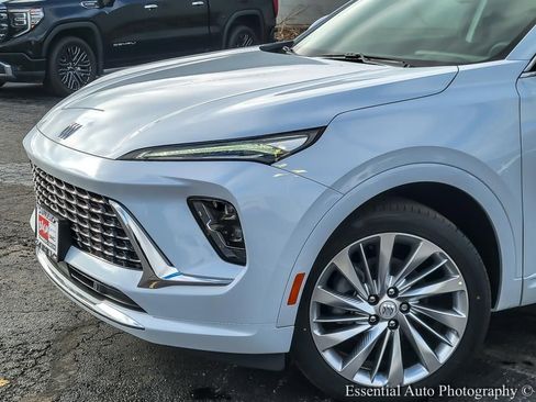 New 2026 Buick Envision Avenir image 3