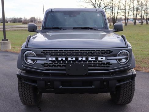 New 2025 Ford Bronco Badlands w/ Sasquatch Package image 2