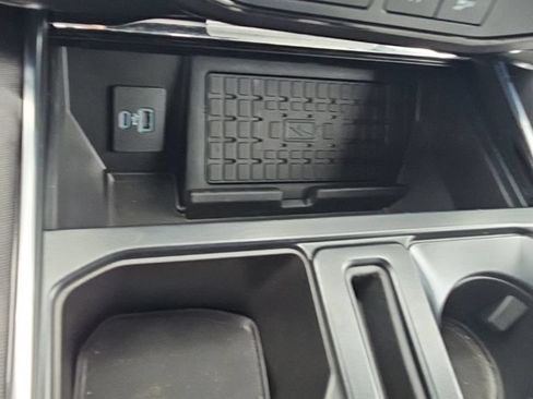 Used 2023 Ford F150 Lightning Platinum AWD/4WD image 19