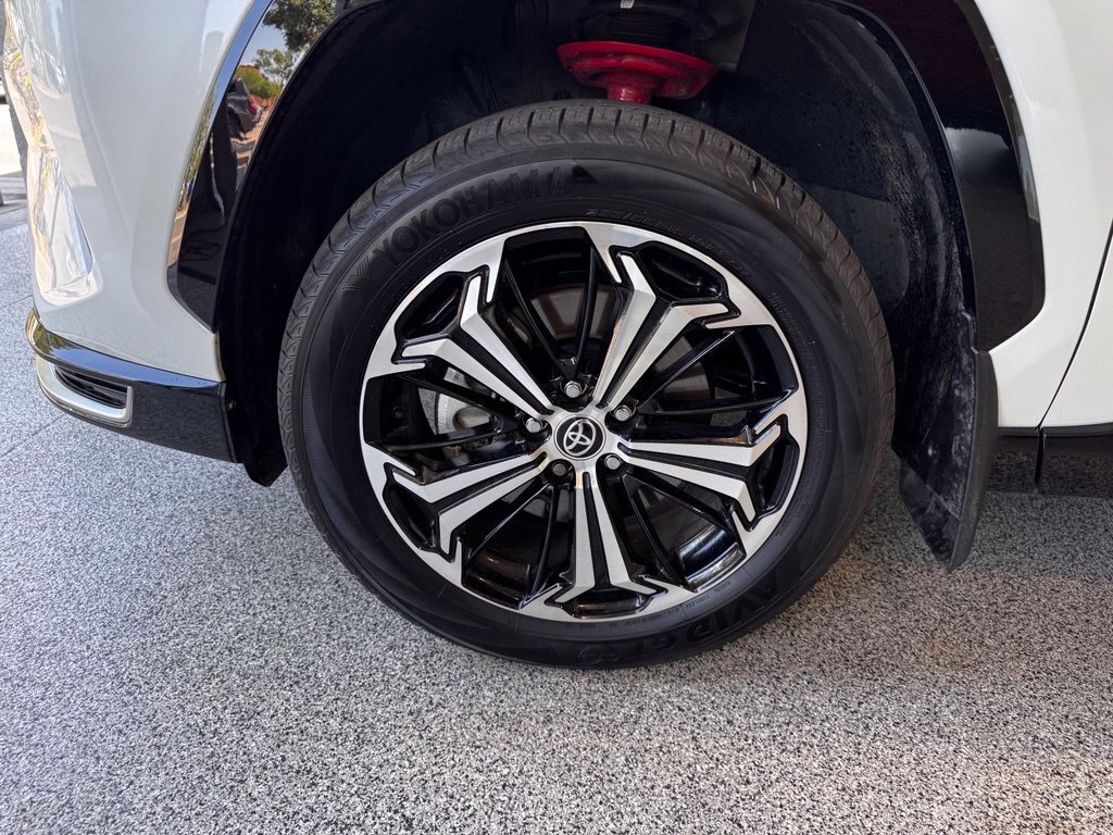 Certified 2025 Toyota RAV4 XSE w/ Weather Package AWD/4WD image 26