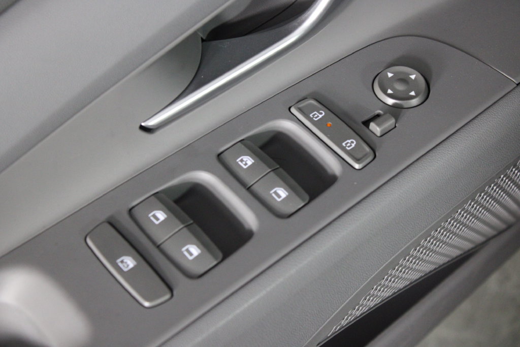 Certified 2026 Hyundai Elantra Sport FWD image 22