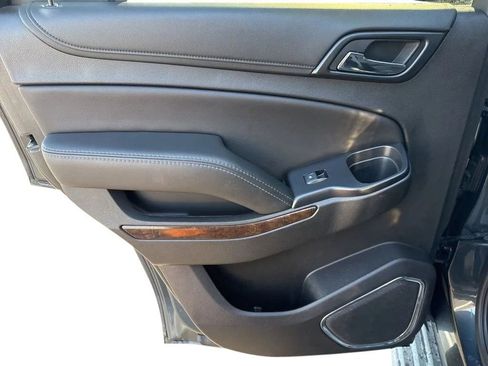 Used 2019 Chevrolet Tahoe LT image 26