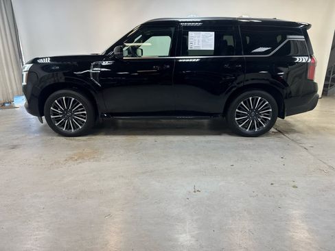 Certified 2026 Nissan Armada Platinum Reserve AWD/4WD image 8