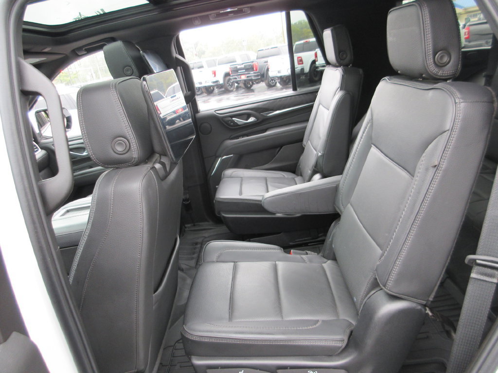 Used 2023 GMC Yukon Denali w/ Denali Reserve Package AWD/4WD image 26