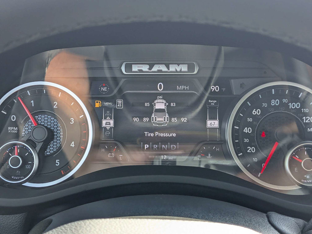 New 2026 RAM 3500 Big Horn AWD/4WD image 32