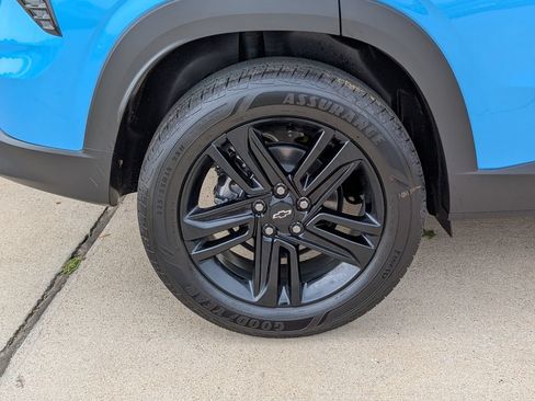 New 2026 Chevrolet Trax ACTIV w/ Driver Confidence Package FWD image 3