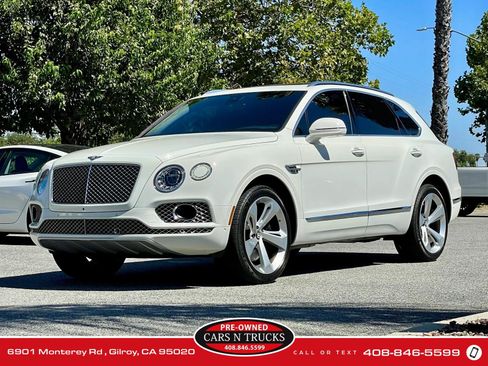 Used 2018 Bentley Bentayga AWD/4WD image 46