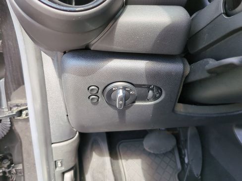 Used 2021 MINI Cooper 2-Door Hardtop FWD image 14