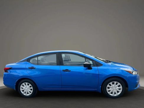 Used 2020 Nissan Versa S FWD image 4