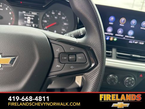 Certified 2024 Chevrolet Trax LS w/ LS Convenience Package image 14