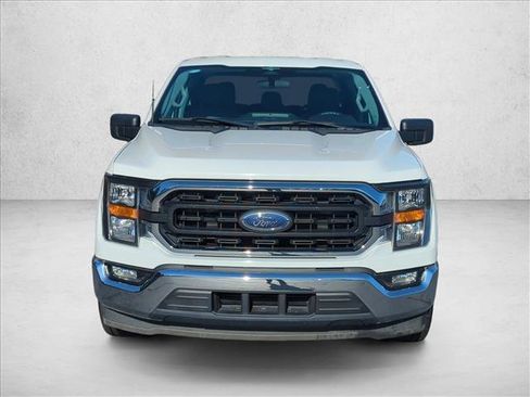 Used 2023 Ford F150 XLT image 2