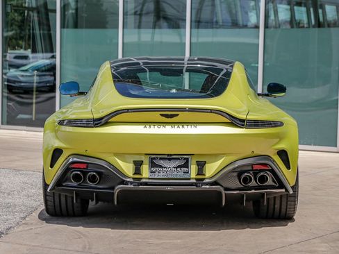 New 2025 Aston Martin V8 Vantage Coupe image 14