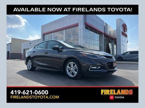 Used 2016 Chevrolet Cruze LT w/ Convenience Package image 1