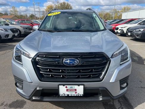 Used 2023 Subaru Forester Premium AWD/4WD image 8
