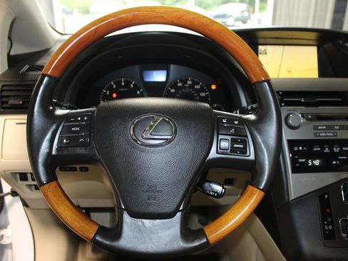 Used 2010 Lexus RX 350 2WD image 10