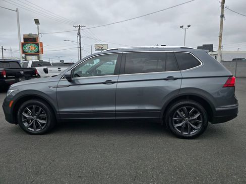 Used 2022 Volkswagen Tiguan SE FWD image 9