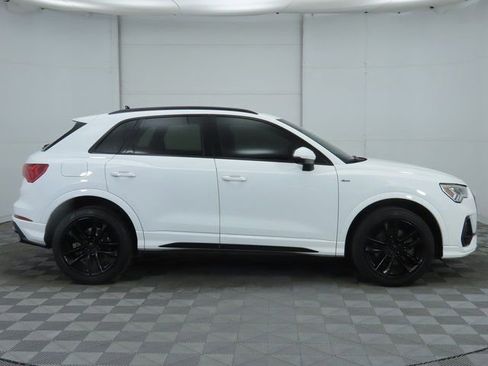 Used 2022 Audi Q3 2.0T Premium Plus w/ Premium Plus Package image 4