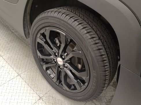 Used 2020 GMC Terrain SLE w/ Driver Convenience Package FWD image 31