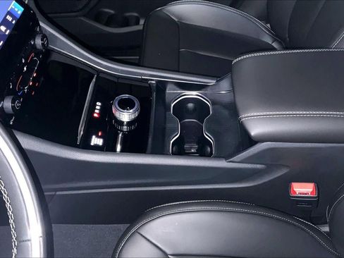 New 2025 Jeep Grand Cherokee L Limited w/ Trailer Tow Package image 8