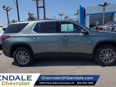 Certified 2023 Chevrolet Traverse LT FWD image 9
