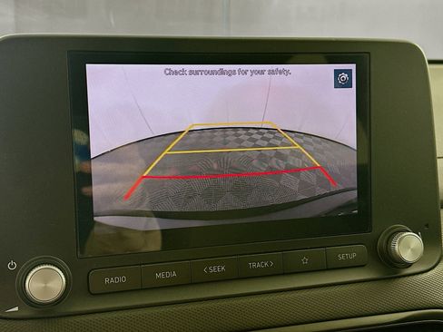 Used 2023 Hyundai Kona SE FWD image 22