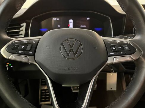 Certified 2025 Volkswagen Jetta Sport image 21