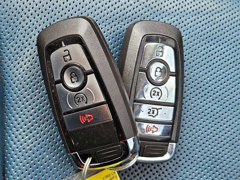 Used 2020 Lincoln Corsair Reserve w/ Elements Package image 19