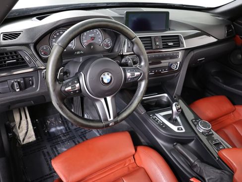 Used 2015 BMW M4 Convertible RWD image 19