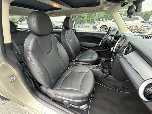 Used 2011 MINI Cooper Hardtop FWD image 22