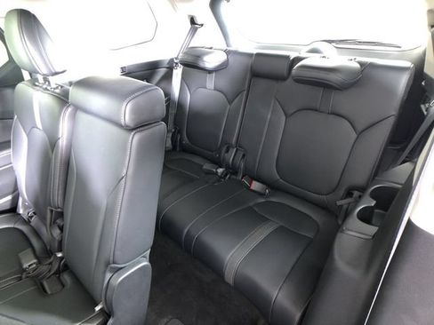 Used 2023 Honda Pilot Touring image 26
