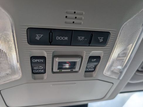 Used 2024 Toyota RAV4 XLE Premium FWD image 12