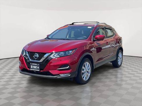 Used 2020 Nissan Rogue Sport SV w/ Technology Package AWD/4WD image 3