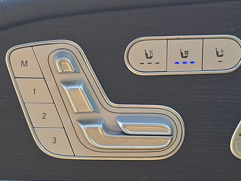 Certified 2024 Mercedes-Benz GLS 450 4MATIC image 6