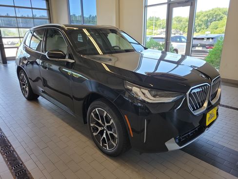 New 2026 BMW X3 xDrive30i w/ Convenience Package AWD/4WD image 9