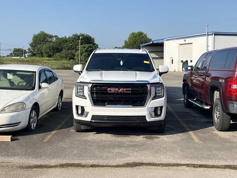 Certified 2022 GMC Yukon SLE AWD/4WD image 5