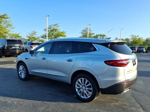 Certified 2021 Buick Enclave Essence w/ Sound and Sites Package AWD/4WD image 9