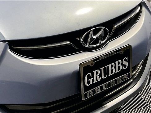 Used 2011 Hyundai Elantra Limited w/ Premium Pkg 5 FWD image 36