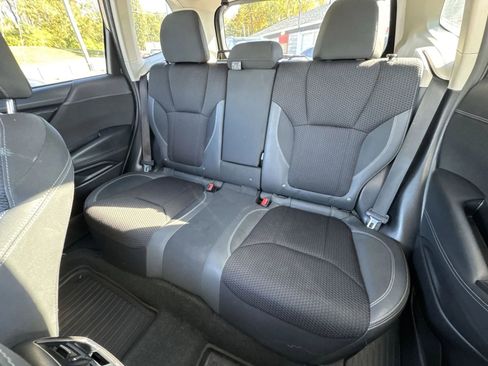 Used 2020 Subaru Forester Premium image 24