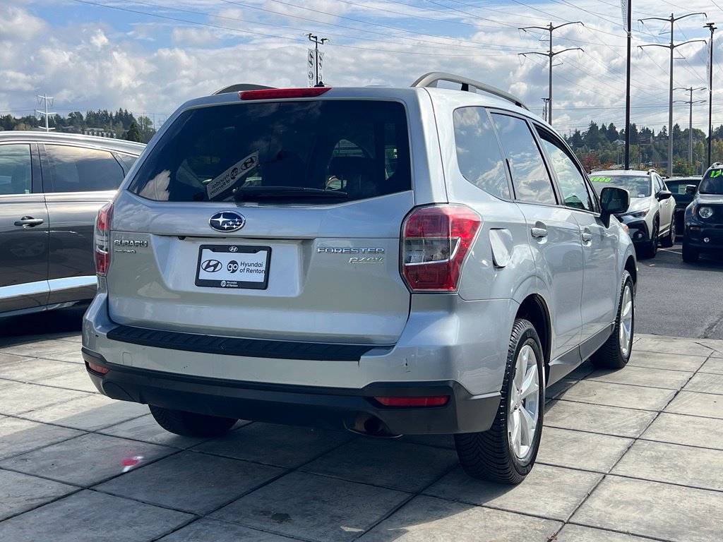 Used 2015 Subaru Forester 2.5i Premium AWD/4WD image 9
