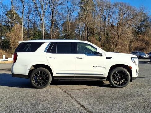 Certified 2022 GMC Yukon Denali image 2
